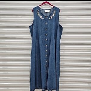 Stoneybrook • Maxi Denim Jumper • Embroidered Flowers • Size XLP • Vintage